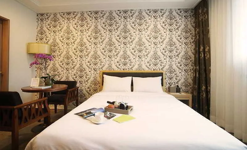 Amber Hotel Jeju