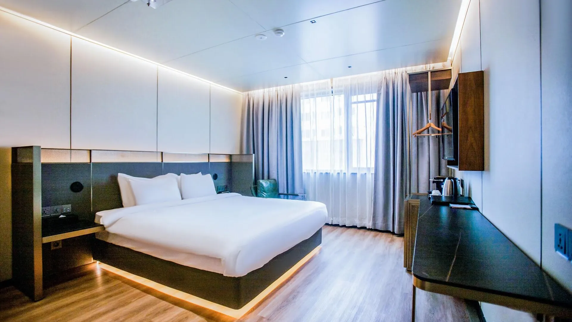 Amber Hotel Jeju